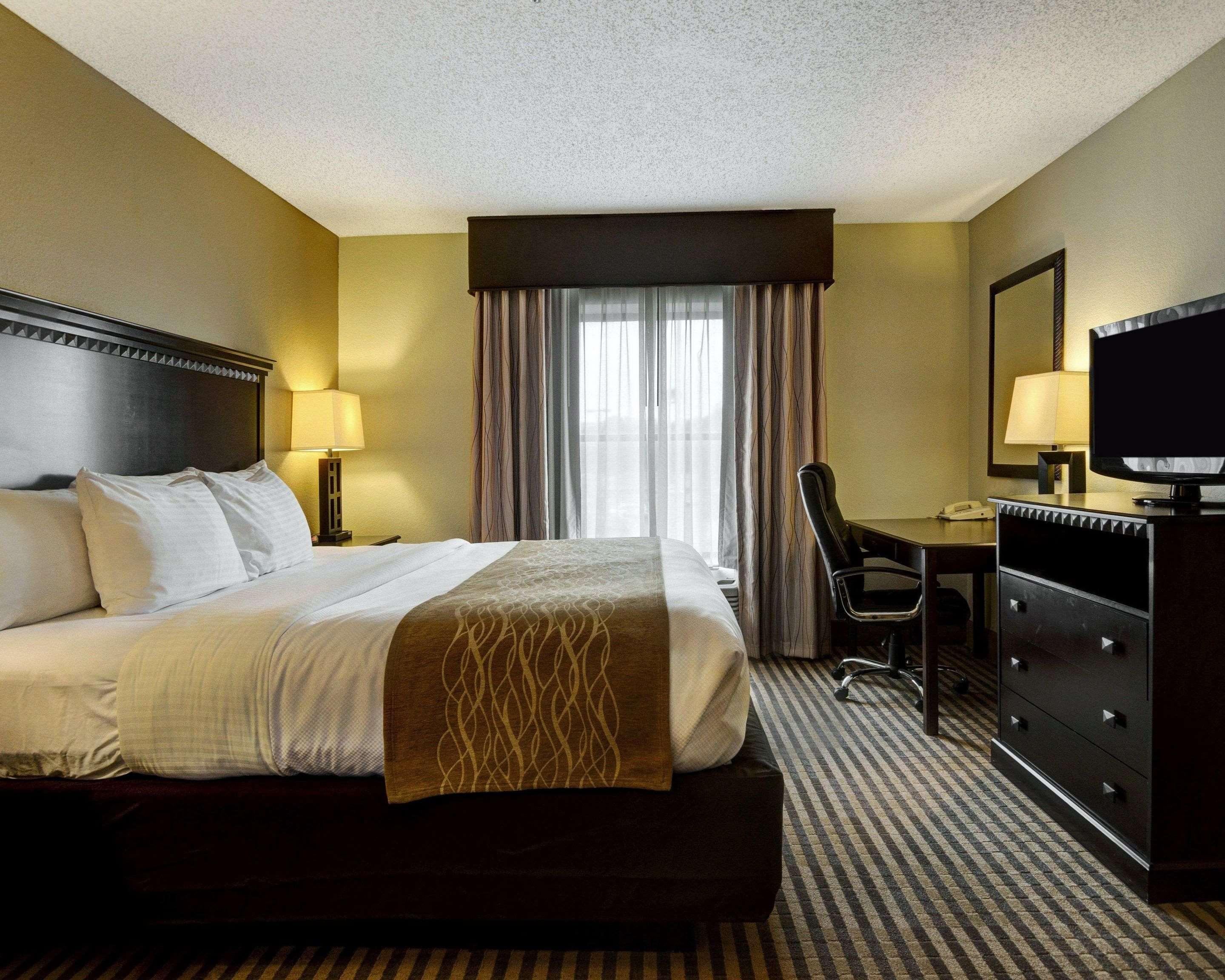Comfort Inn & Suites Hot Springs Central Екстер'єр фото