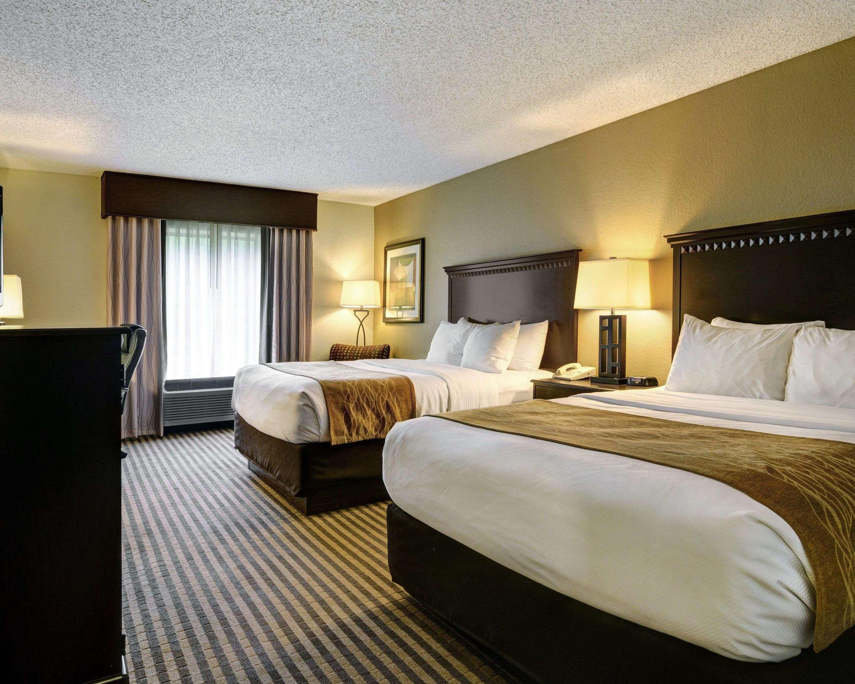 Comfort Inn & Suites Hot Springs Central Екстер'єр фото